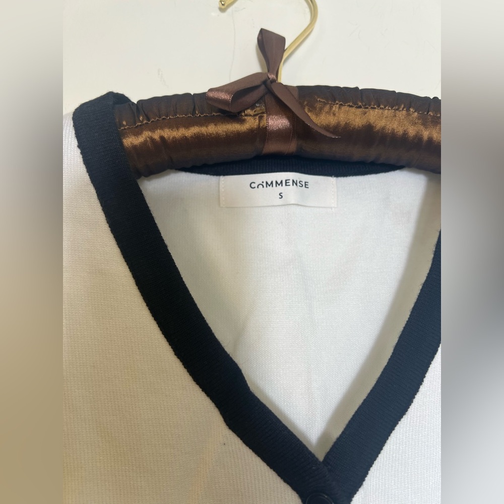 Commense Minimalism Contrast Trim Sweater - Picture 3 of 5